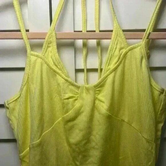 Ribbed Halter Tank Top Size Small Yellow NWT - Picture 2 of 8
